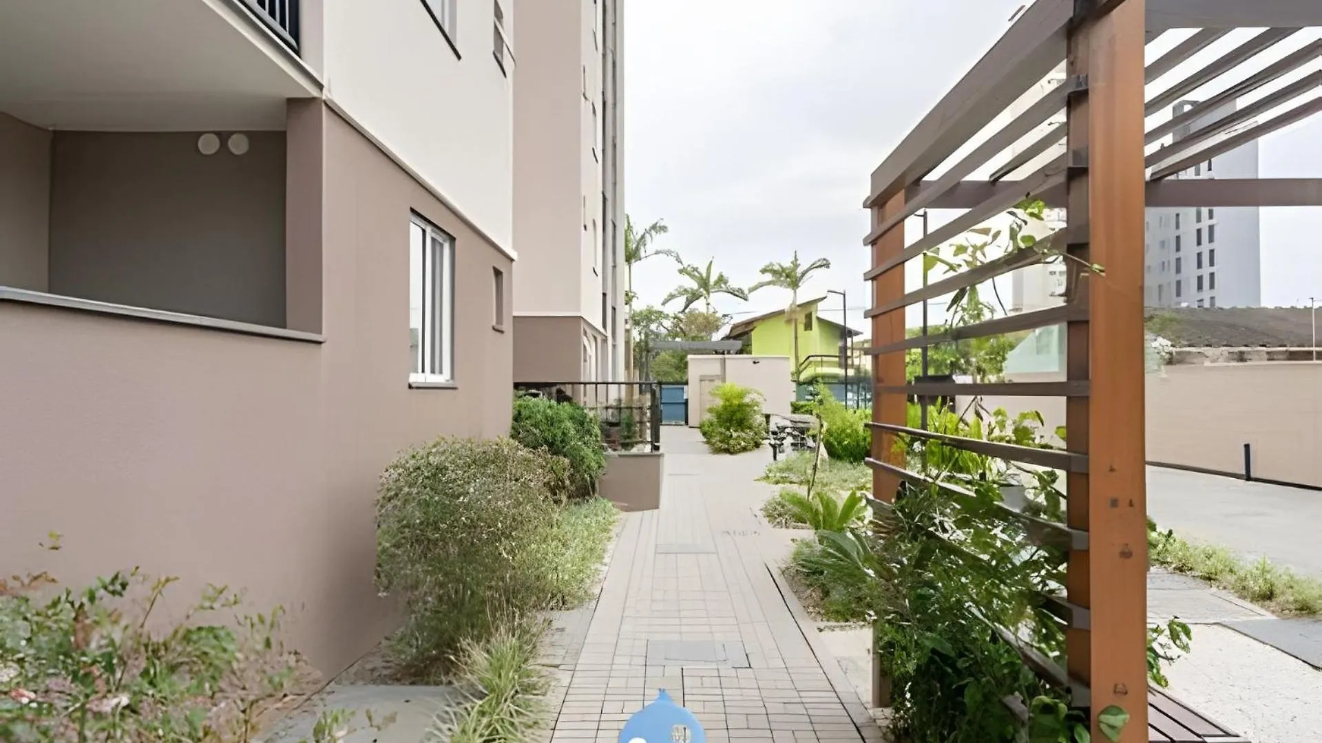 Apartamentos Em Bal Picarras 150 M Da Praia Com Sacada Wi Fi, Piscina, Portaria 24H, Playground E Vaga De Garagem Feriehus